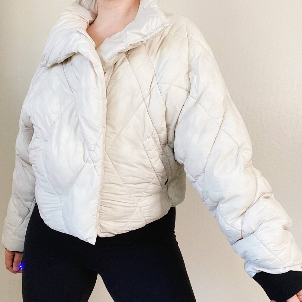 Calvin Klein Jeans Cream Assymetric Zip Cloud Puffer Coat Crop Jacket